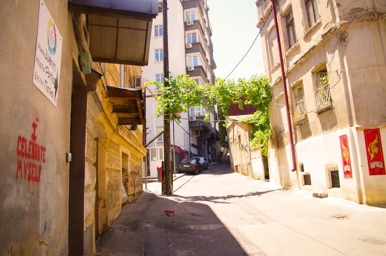 Patio Hostel Tbilisi Ngoại thất bức ảnh